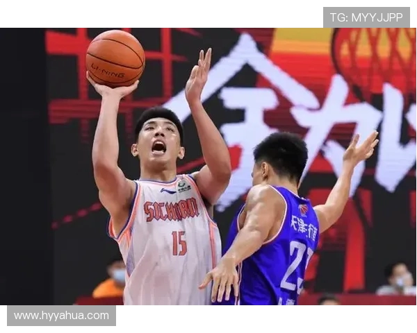 重庆篮球队与杭州篮球队的速度较量赛后分析与复盘